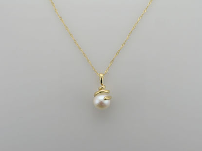 Image de Pendentif en or jaune avec perle d'eau douce