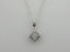 Image de Collier en or blanc 10KT avec diamants