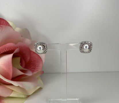 Image de Boucles d'oreilles perles d'eau douce, saphirs blancs et or blanc