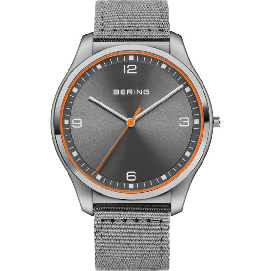 Petit Horloger Bijoutier. Montre pour homme de la Collection Bering