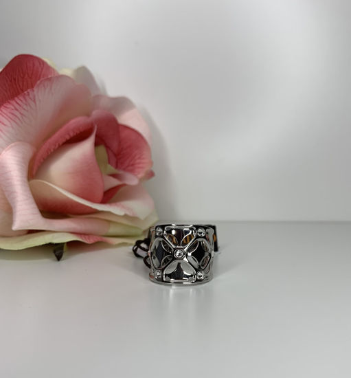 Image sur Bague en argent 925 recouverte de rhodium avec cristaux Swarovski