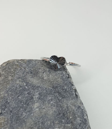 Image sur Bague en or blanc 10KT avec cœur