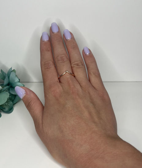 Image sur Bague en or rose forme en V