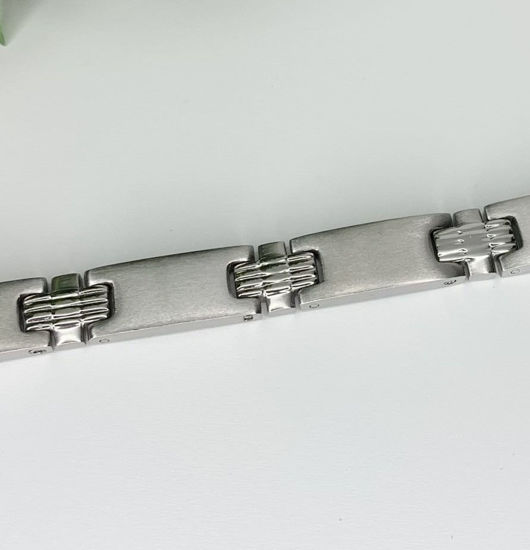 Image sur Bracelet semi-rigide en acier inoxydable 8" - BA2