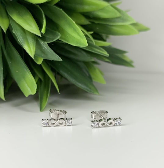 Image sur Boucles d'oreilles en or blanc 10KT avec zircons cubiques