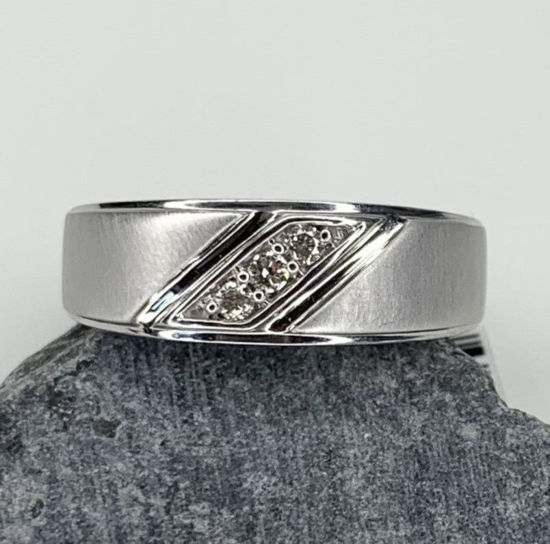 Image sur Jonc en or blanc 10KT avec trois diamants