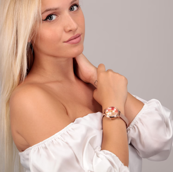 Image sur Montre rosée avec fleurs de la Collection Oui & Me - ME010250